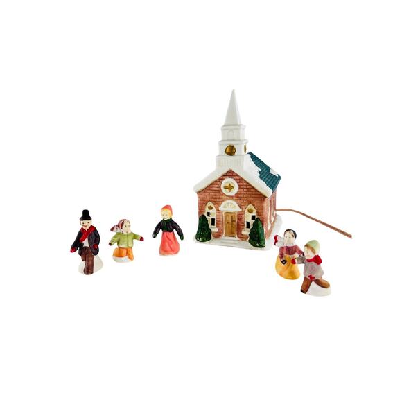 Vintage Holiday Lighted Village Church Chapel W/ 5 Mini Figurines Ceramic - Picture 11 of 16